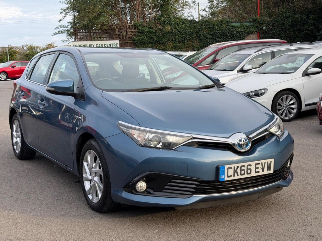 2017 Toyota Auris